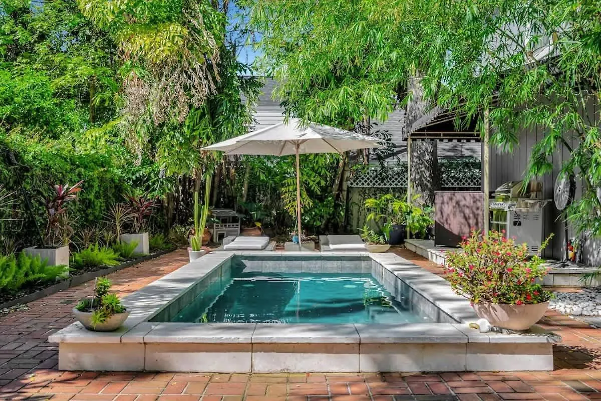 Holiday home The Royale Garden Villa Spa Yoga Room Tampa